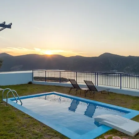 Skorponeria Bay Luxury Villa Skroponeria